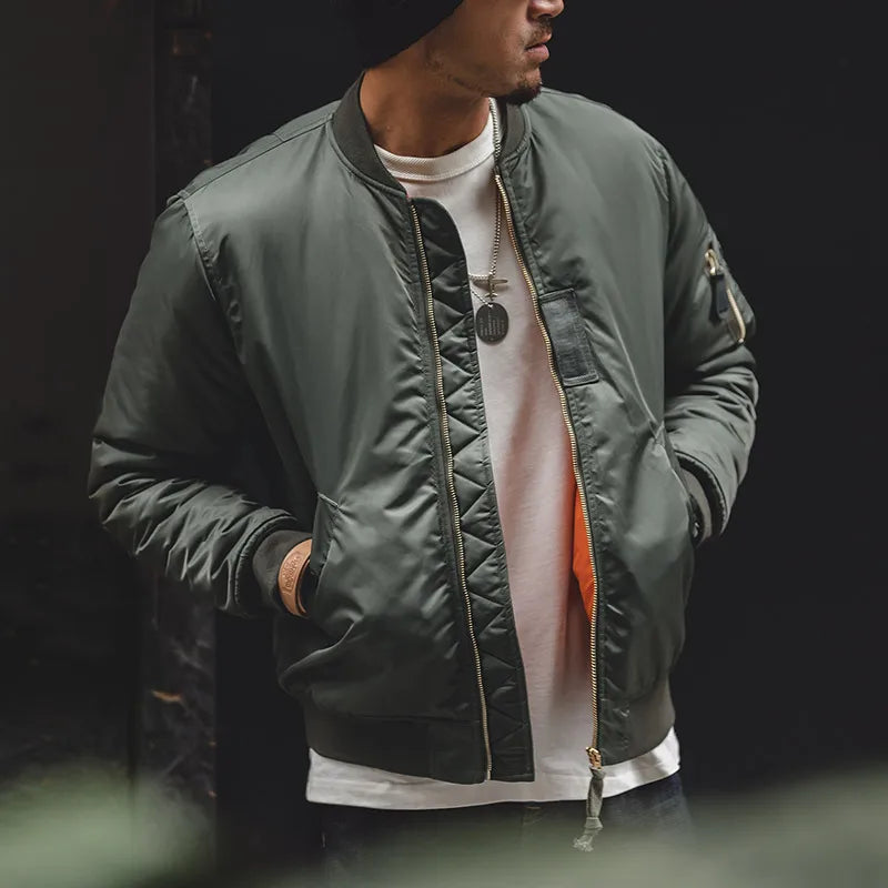 Maden Herren-Pilotenjacke MA1 im Vintage-Stil, Grün – Dicker Wintermantel aus Baumwolle mit Baseballtaschen